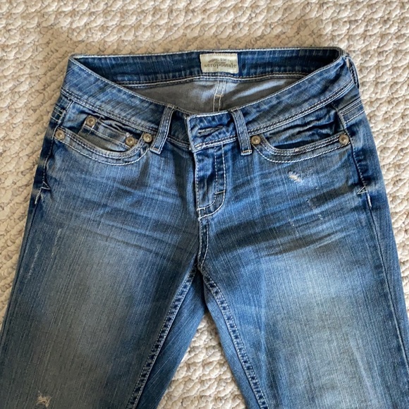 Aeropostale blue jeans! - Picture 2 of 3